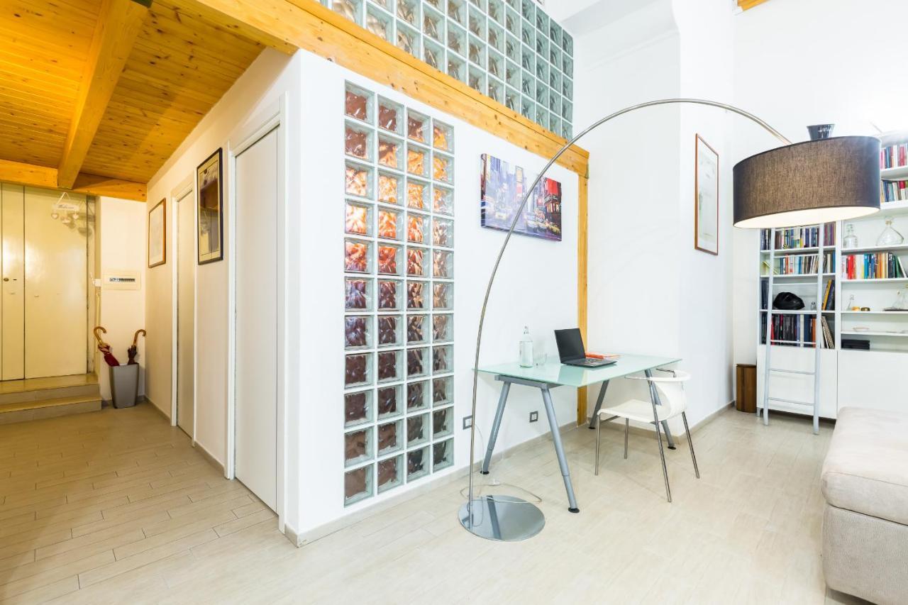 Ma Maison - Family Apartment At The Historical Center Naples Luaran gambar
