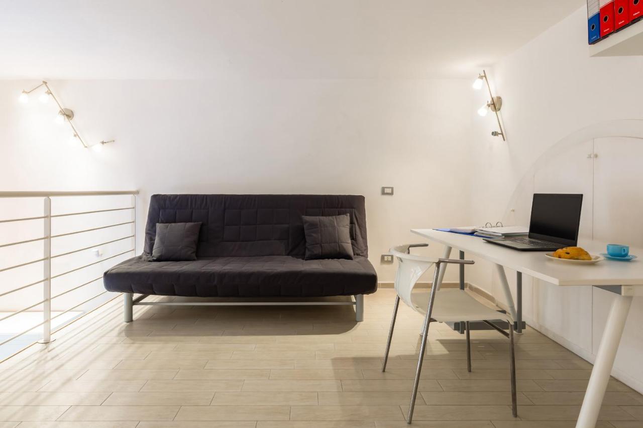 Ma Maison - Family Apartment At The Historical Center Naples Luaran gambar