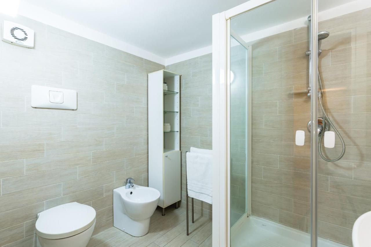 Ma Maison - Family Apartment At The Historical Center Naples Luaran gambar